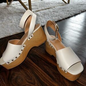 Stylish White Leather Platform Sandals